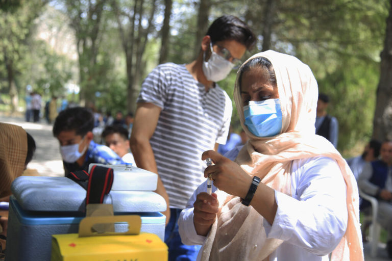Π.Ο.Υ: Ξεκινά στο Αφγανιστάν ο εμβολιασμός κατά της πολιομυελίτιδας με συμπερίληψη των γυναικών