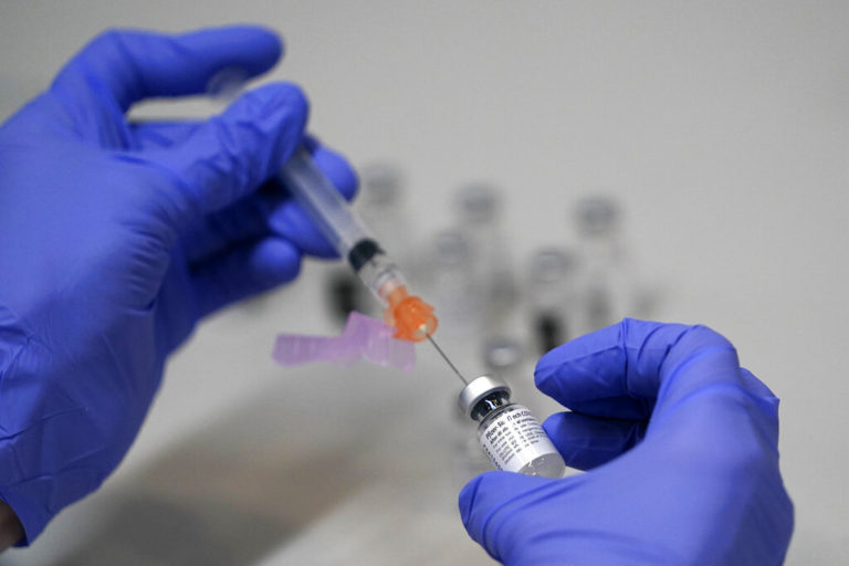 ΗΠΑ-Έρευνα: Τι έκανε τους πρόσφατα εμβολιασμένους να αλλάξουν γνώμη και να κάνουν το εμβόλιο;