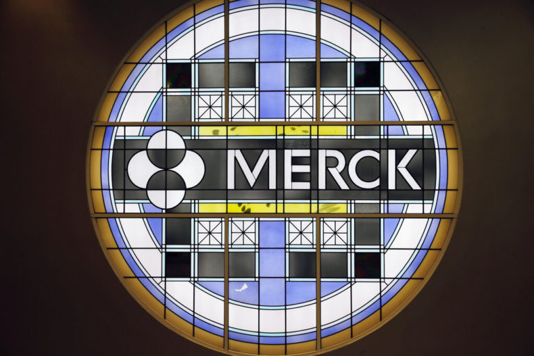 Το χάπι της Merck λειτουργεί κατά της μετάλλαξης Όμικρον, σύμφωνα με έρευνες