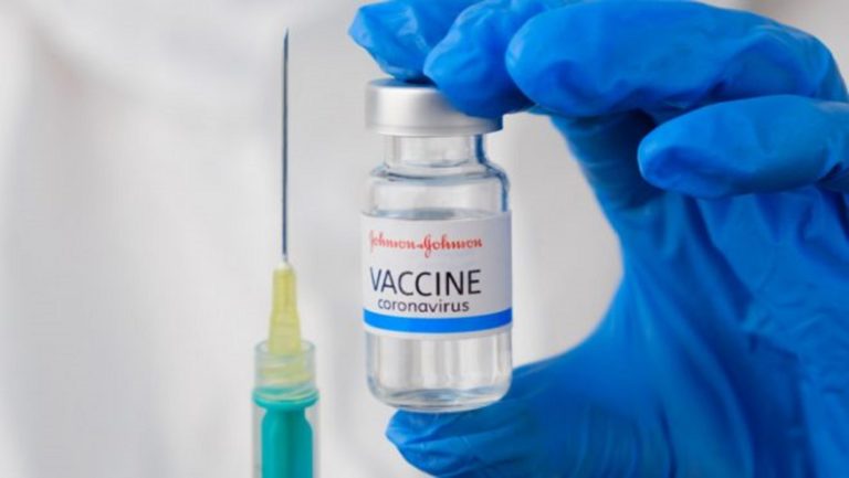 Ε.Ε: Ο EMA πιθανολογεί  για άλλη σπάνια θρόμβωση από το εμβόλιο της Johnson & Johnson
