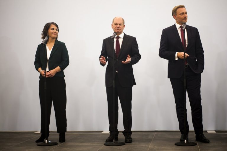 Γερμανία: Οι Πράσινοι ψηφίζουν για να εγκρίνουν την έναρξη επίσημων διαπραγματεύσεων για τον σχηματισμό του νέου κυβερνητικού συνασπισμού