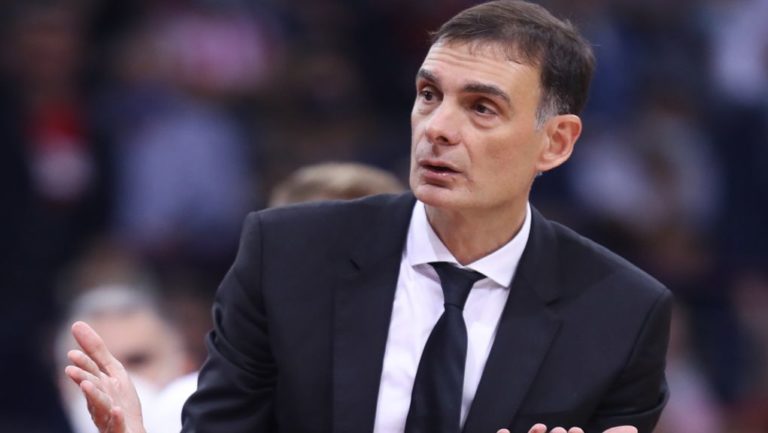Μπαρτζώκας: «Δεν θέλω να έχει το βάρος ο Σλούκας, ο κόσμος εξελίσσεται μαζί με την ομάδα»