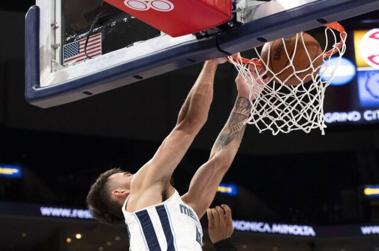 NBA: Στην κορυφή του Top-5 ο «ιπτάμενος» Κόντσαρ (video)