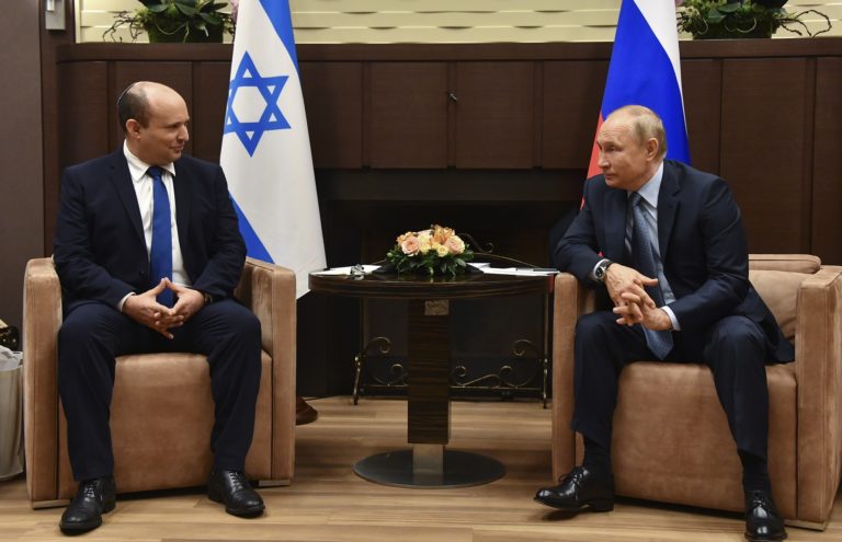 Πεντάωρη συνάντηση Πούτιν με τον Ισραηλινό πρωθυπουργό