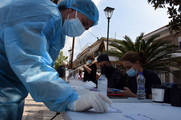 Σε ποια σημεία θα γίνουν δωρεάν rapid test τη Δευτέρα 25 Οκτωβρίου — Ποιους αφορούν