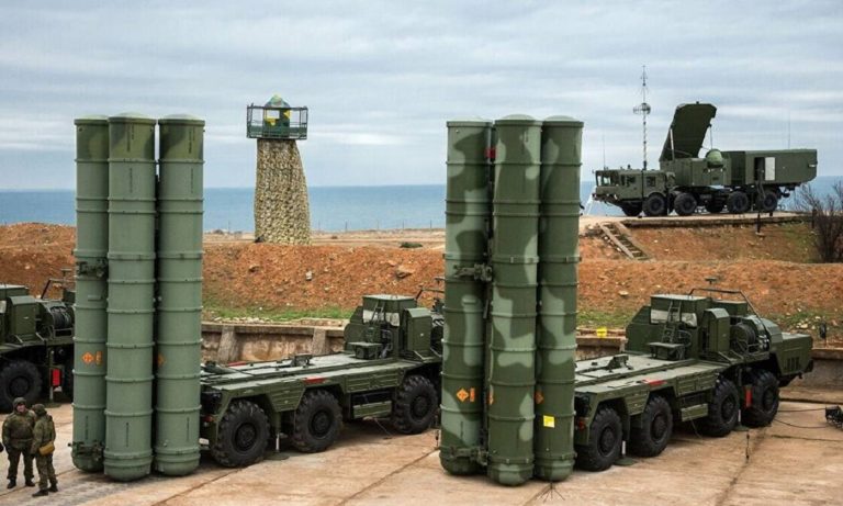 Ρωσία: Σε επιχειρησιακή λειτουργία η πρώτη συστοιχία πυραύλων S-500