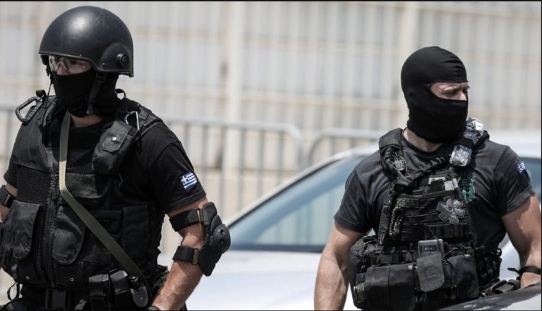 Συνελήφθη στο κέντρο της Αθήνας αλλοδαπός για συμμετοχή στον ISIS (video)