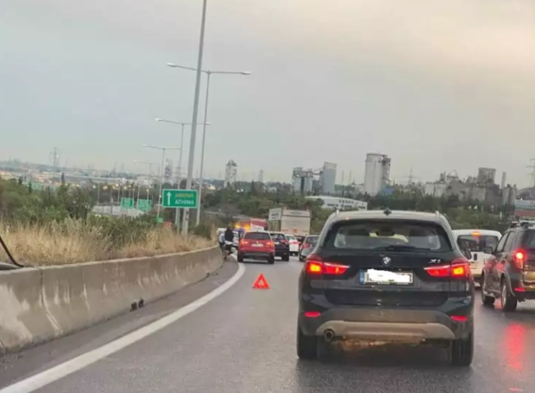 Θεσσαλονίκη: Προβλήματα στην κυκλοφορία των οχημάτων στην Περιφερειακή Οδό