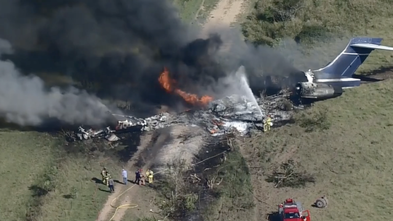 Αεροσκάφος με 21 επιβαίνοντες κατέπεσε στο Τέξας – Σώθηκαν όλοι