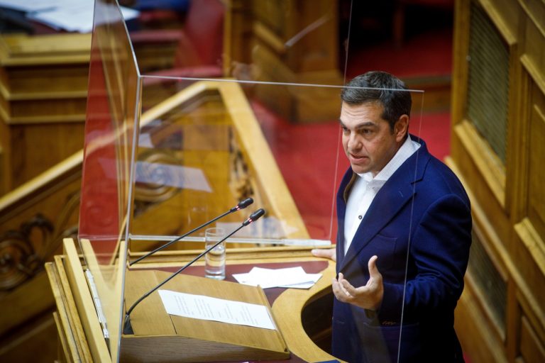Βουλή: Επίκαιρη ερώτηση του Α. Τσίπρα στον πρωθυπουργό για τα αποτελέσματα στη διαχείριση της πανδημίας