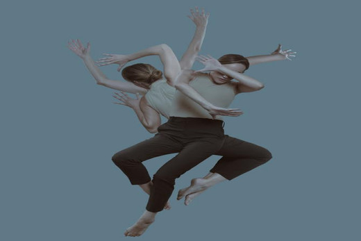 “Girls & Boys” του Dennis Kelly στο 104 (3ος χρόνος)