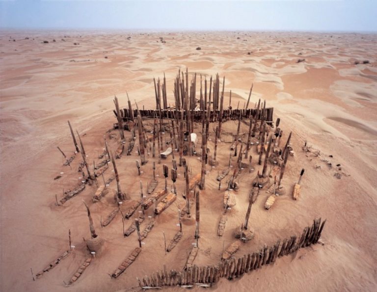Επιστήμονες ανακάλυψαν νέα στοιχεία για την καταγωγή των μουμιών που βρέθηκαν σε μια κινεζική έρημο