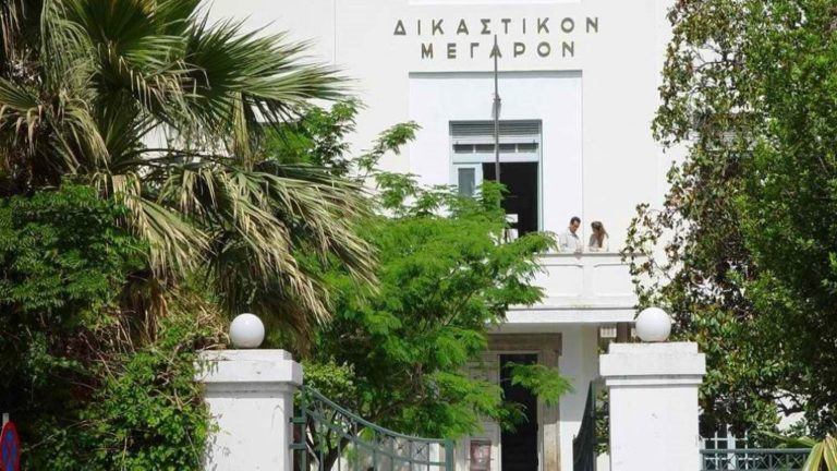 Βόλος: Δεύτερη ευκαιρία σε 43χρονο που κατηγορείται για ενδοοικογενειακή βία