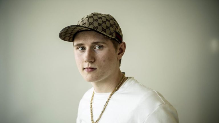Σουηδία: Δολοφόνησαν 19χρονο ράπερ – Δεν είναι το πρώτο θύμα της “gangsta rap” στη χώρα