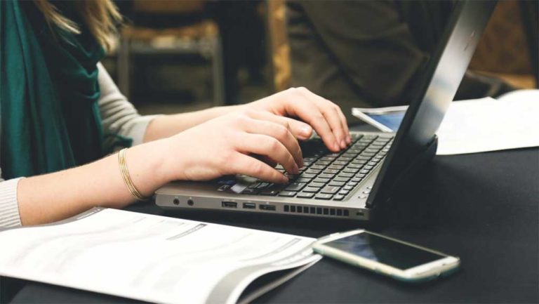 ΒΕΑ: Νέο επιδοτούμενο πρόγραμμα για κατάρτιση 750 αυτοαπασχολούμενων και εργαζόμενων του ιδιωτικού τομέα