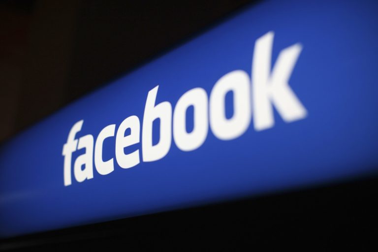 Το Facebook θα προσλάβει 10.000 εξειδικευμένους εργαζόμενους στην Ευρώπη για να αναπτύξει το metaverse