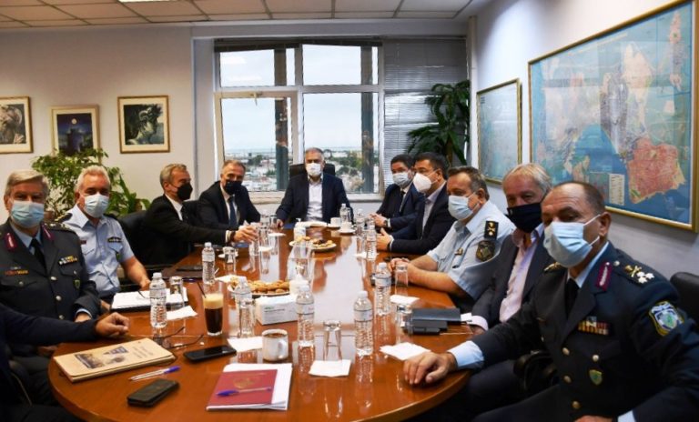 Καλαφάτης: Μοναδικό, ασφαλές και αποτελεσματικό όπλο κατά της πανδημίας ο εμβολιασμός