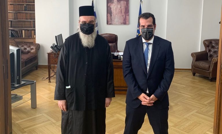 Χανιά: Συνάντηση Υπουργού Υγείας με τον Μητροπολίτη Κισάμου και Σελίνου