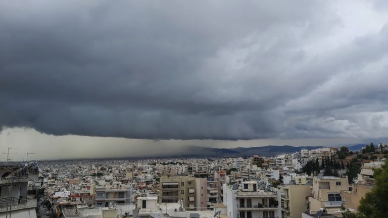 Νέα κακοκαιρία: Από την Τρίτη και για τρεις ημέρες σε όλη τη χώρα – Πότε βελτιώνεται – Αναλυτική πρόγνωση (video)