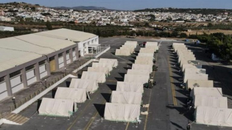 Ηράκλειο: Σύλληψη 26χρονου καταζητουμένου στον καταυλισμό των σεισμοπλήκτων