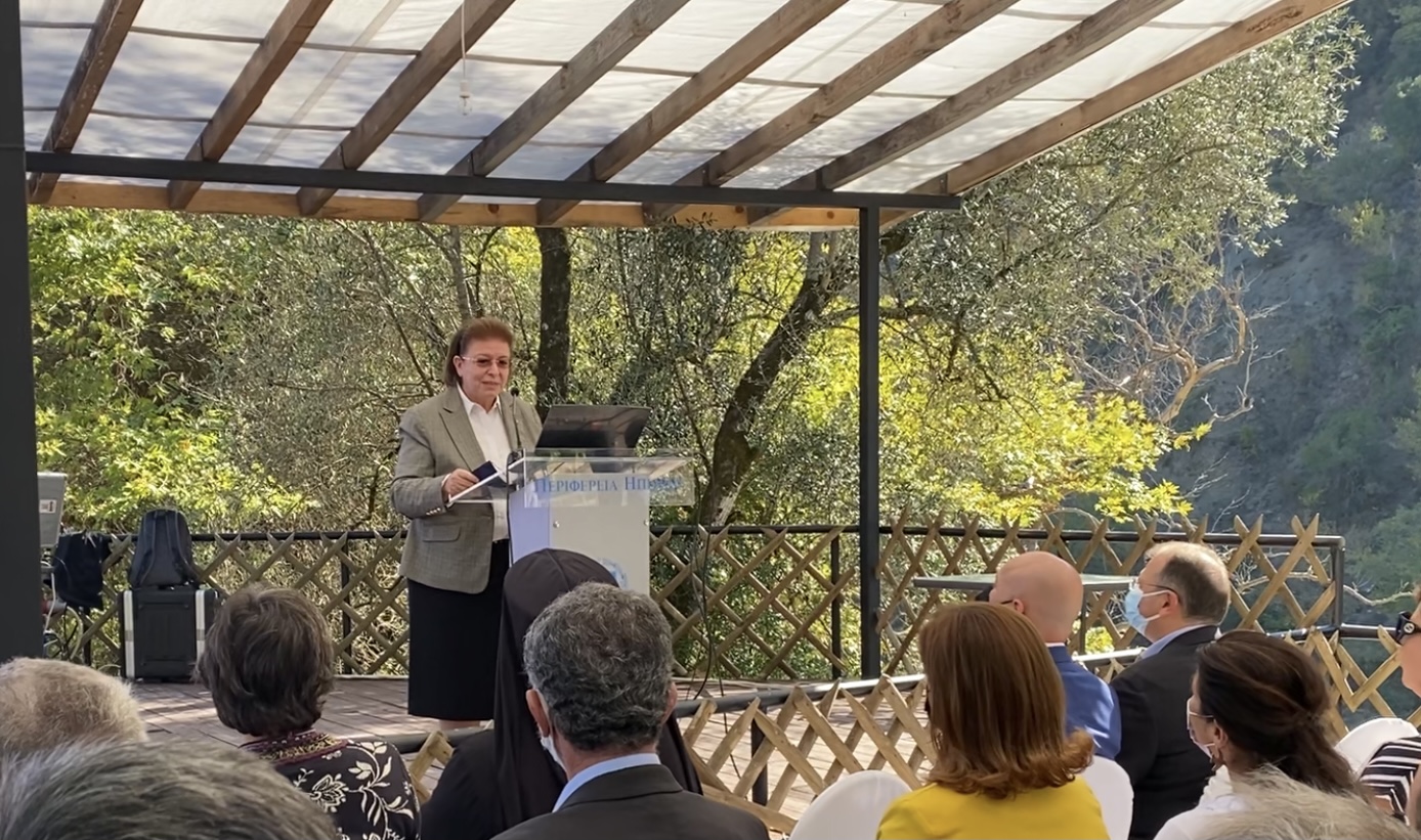 Βραβείο για την αποκατάσταση του γεφυριού Πλάκας παρουσία της υπ. Πολιτισμού Λ. Μενδώνη