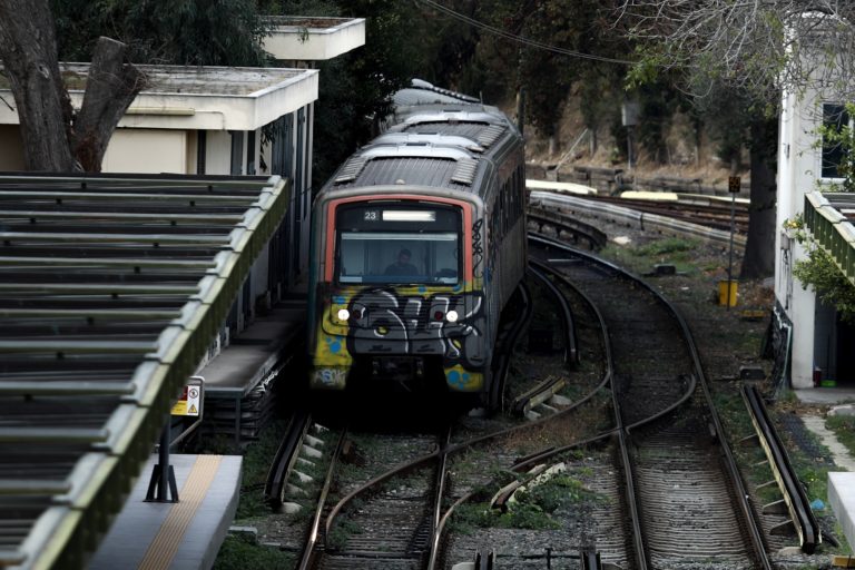 Δ/νων Σύμβουλος ΣΤΑΣΥ στο Πρώτο: Μειωμένη η επιβατική κίνηση κατά 45%- Νέοι συρμοί στον Γραμμή 1 του ΗΣΑΠ έως τέλος Οκτωβρίου (audio)