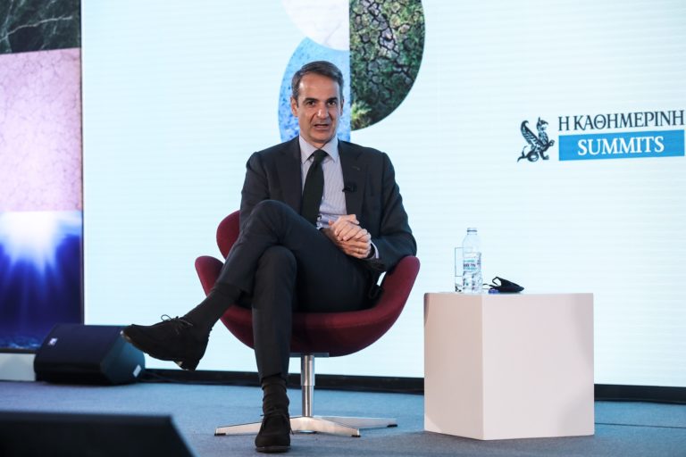 Συζήτηση του Κ. Μητσοτάκη με τον οικονομολόγο Τζ. Σακς για περιβάλλον, οικονομία, κλιματική κρίση