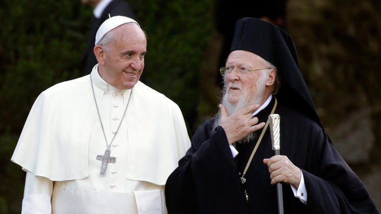 Συγχαρητήριες ευχές του Πάπα Φραγκίσκου στον Πατριάρχη Βαρθολομαίο για τα 30 έτη διακονίας του στον πατριαρχικό θρόνο