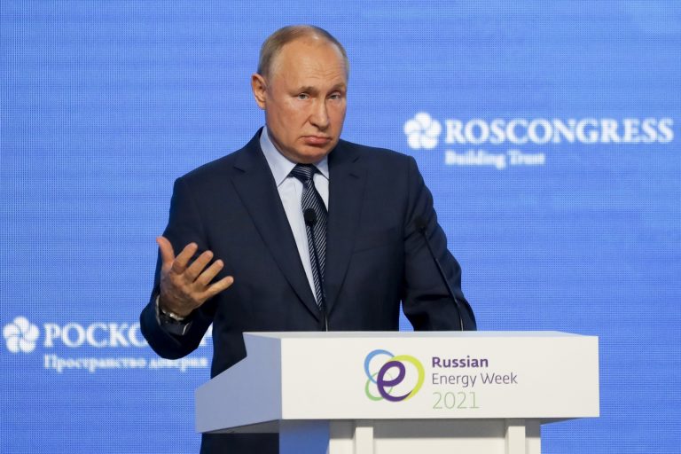 Πούτιν: Η Ρωσία είναι έτοιμη να αυξήσει τις προμήθειες φυσικού αερίου στην Ευρώπη