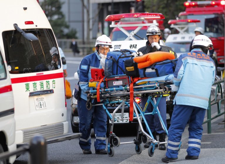 Ιαπωνία: Πάνω από 30 τραυματίες, οι τρεις σε κρίσιμη κατάσταση εξαιτίας του σεισμού