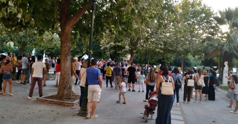 Βόλος: Συλλαλητήριο στην πλατεία Ελευθερίας από εργατικά σωματεία