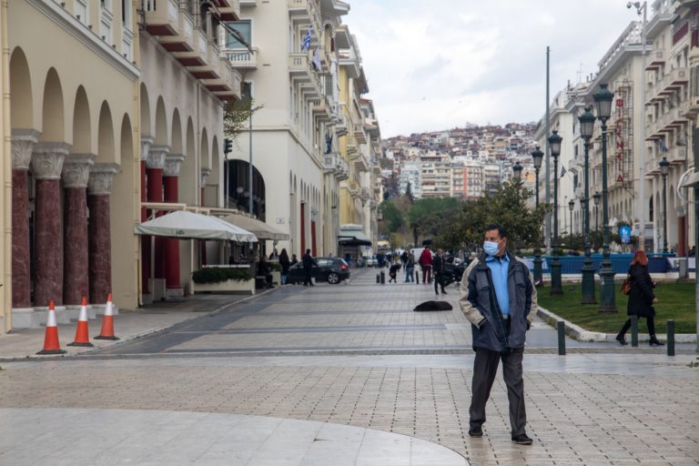 Σε ισχύ νέα περιοριστικά μέτρα – Α. Σκουτέλης: Θυμόμαστε τι έγινε πέρυσι στη Β. Ελλάδα