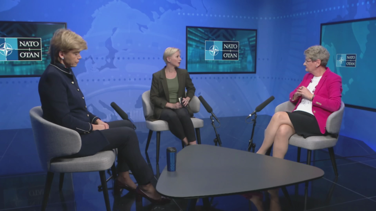 Γυναίκες σε διπλωματικές θέσεις στο NATO μιλάνε στην ΕΡΤ για τις καθημερινές προκλήσεις