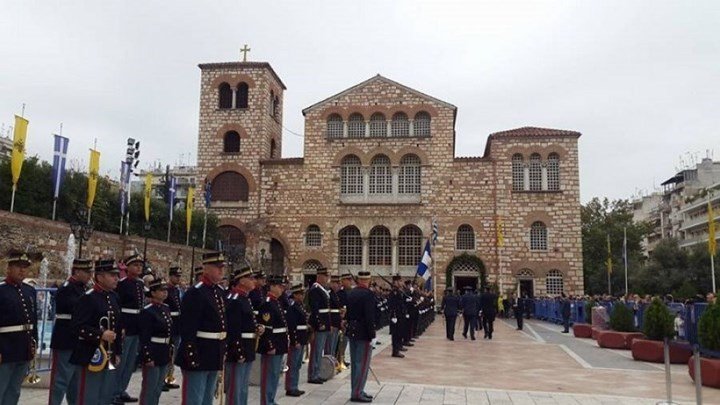 Προκαταρκτική εξέταση για τον ιερέα του Αγ. Δημητρίου που προέτρεψε για είσοδο χωρίς μάσκα