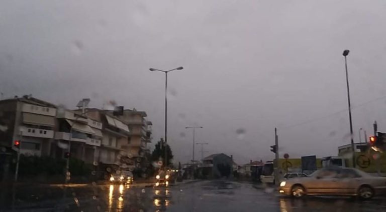 Σκοτείνιασε ο τόπος στην Τρίπολη από την ”Αθηνά”