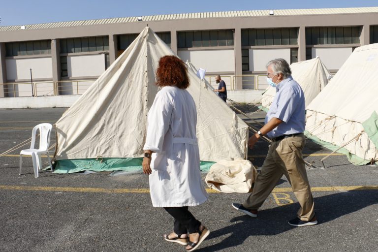 Oικίσκοι & έργα υποδομής στον προσωρινό οικισμό για τους σεισμόπληκτους στην Κρήτη (video)