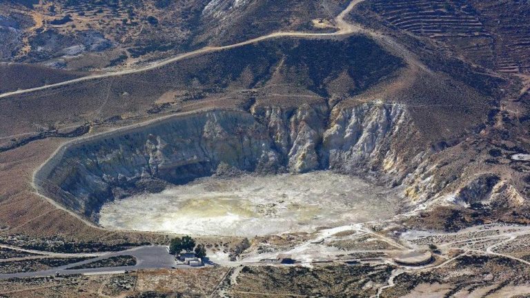 Σε κατάσταση ηρεμίας το ηφαίστειο της Νισύρου – Δεν έχει επηρεαστεί από τη σεισμική διέγερση
