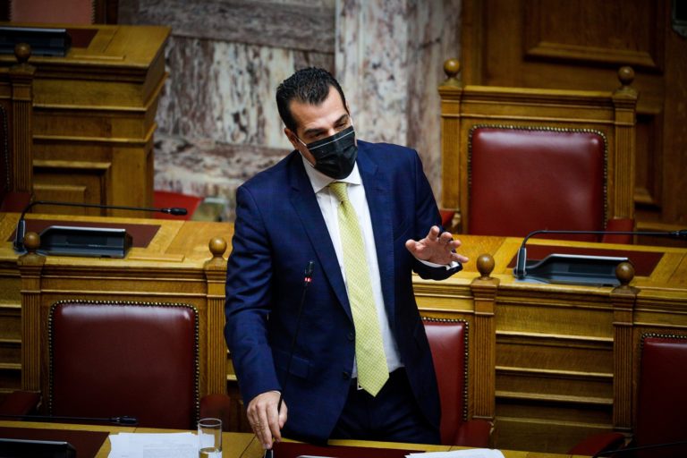 Βουλή: Έκκληση Πλεύρη για αιμοδοσία- Κλ. Γρηγοριάδης:  Είναι θέμα αλτρουϊσμού