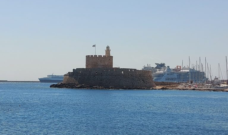 Ρόδος: Με επισκέψεις μαθητών συνεχίζεται η “Historica 2021”