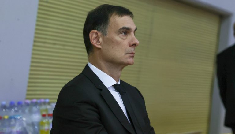 Μπαρτζώκας: «Ποτέ δεν θέλω την ομάδα χαλαρή, ακόμη και με τέτοια διαφορά»