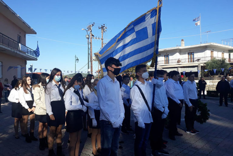 Φόρος τιμής για τους ήρωες στα Κρέστενα