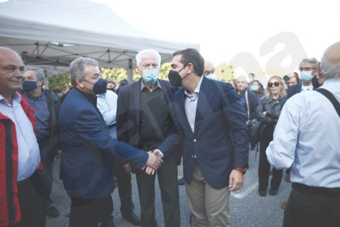 Στην πολιτική κηδεία του Τάσου Κουράκη στη Θεσσαλονίκη παρέστη ο Αλέξης Τσίπρας