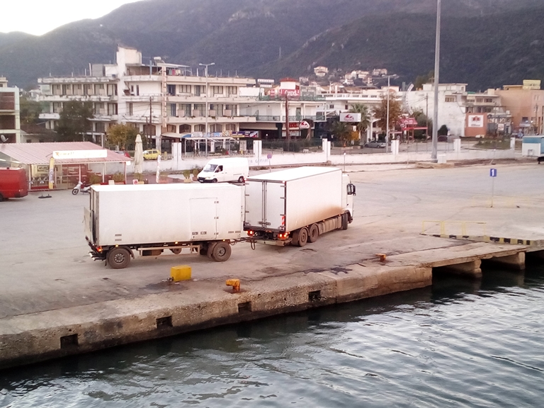 Η διοίκηση του ΤΑΙΠΕΔ στην Κέρκυρα για την νέα μαρίνα “mega yachts” |  ertnews.gr