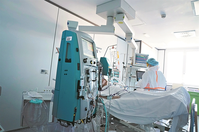 Στα 217 τα νέα κρούσματα κορονοϊού – Ασφυκτική η πίεση στα Νοσοκομεία της Ηπείρου