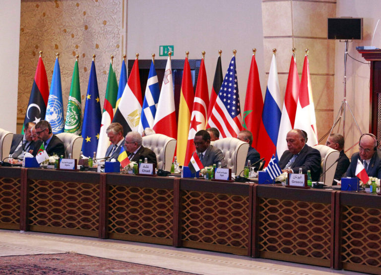 Διάσκεψη για τη Λιβύη: Αναγνώριση του σταθεροποιητικού ρόλου της Ελλάδας – Ο ρόλος και οι θέσεις των δυνάμεων (video)