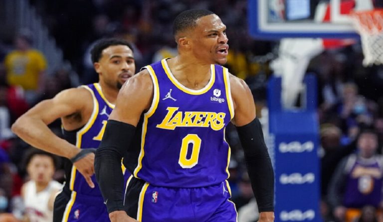 NBA: Πήραν τη «ματσάρα» οι Λέικερς, άνετες νίκες για Σανς και Γουόριορς