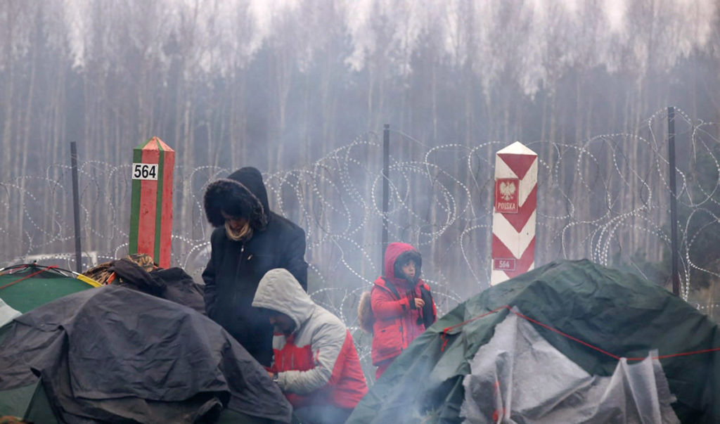 Σκληρή απάντηση Μόσχας στο Λονδίνο για τη μεταναστευτική κρίση στη Λευκορωσία