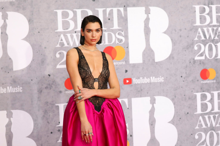 Brit Awards: Καταργούνται οι κατηγορίες ανδρών και γυναικών