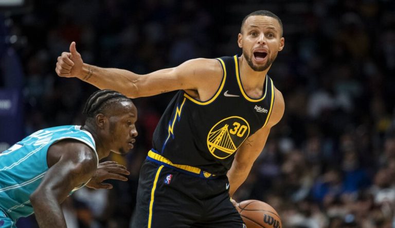 NBA: Στην κορυφή του Top-10 η πάσα του Κάρι πίσω από την πλάτη (video)