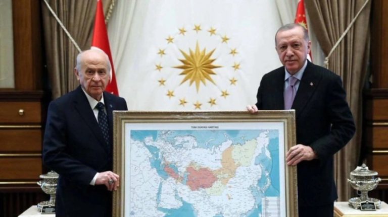 Το Κρεμλίνο υπενθυμίζει στον Ερντογάν ότι το κέντρο του τουρανικού κόσμου βρίσκεται στη Ρωσία